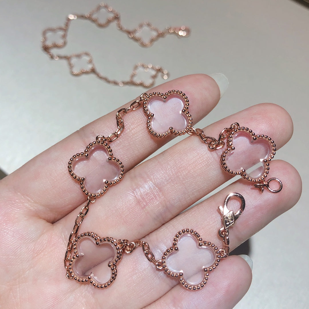 [Bijoux de luxe] Bracelet en or rose avec cristaux de roche et 5 motifs de trèfle