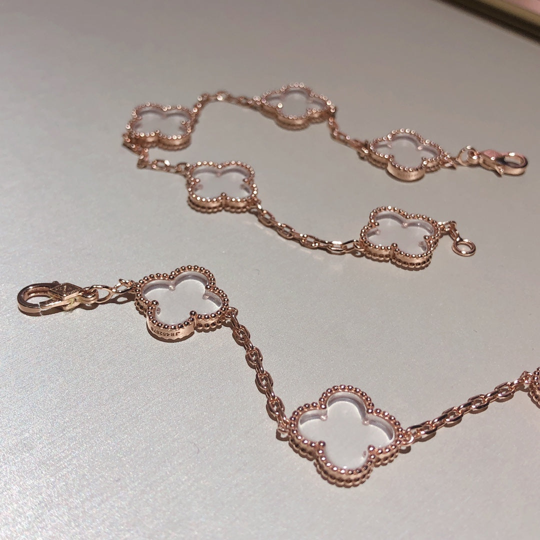 [Bijoux de luxe] Bracelet en or rose avec cristaux de roche et 5 motifs de trèfle
