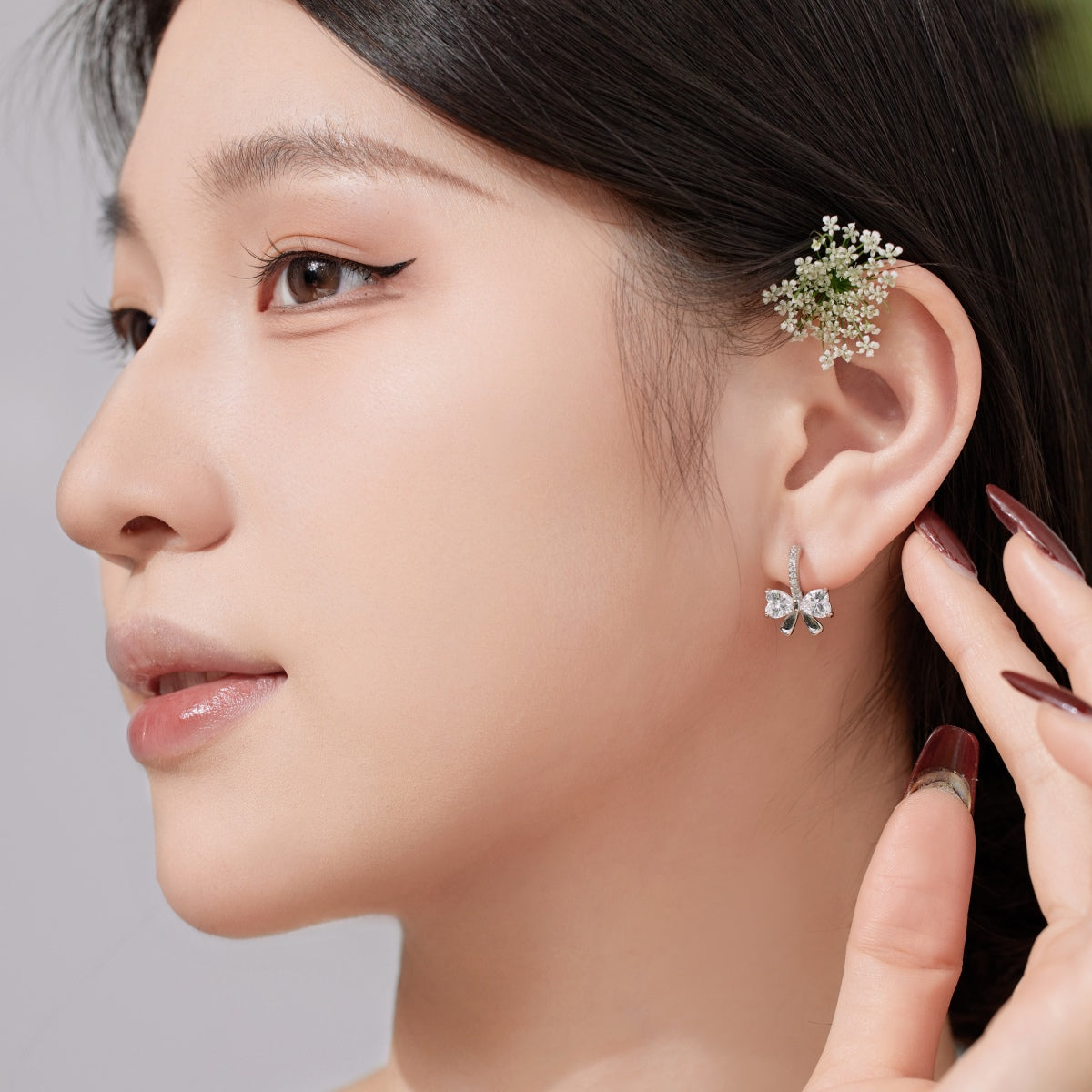 [Luxe Jewelry]Exquisite Earrings With Heart-Shaped Bow Design