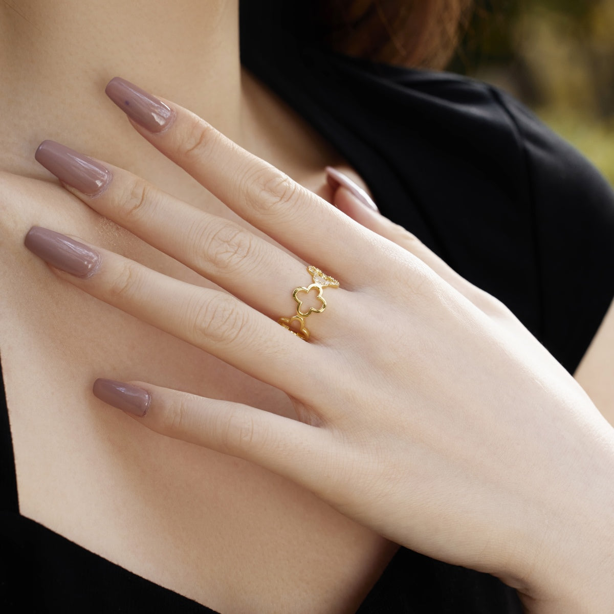 [Bijoux de luxe] Bague creuse en forme de trèfle à quatre feuilles