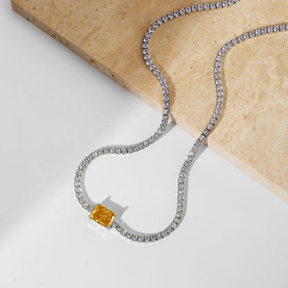 [Luxe Jewelry]2.0 carat Ornate Emerald Cut Necklace