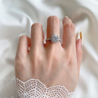 [Luxe Jewelry]Dazzling Resplendent Round Cut Wedding Ring