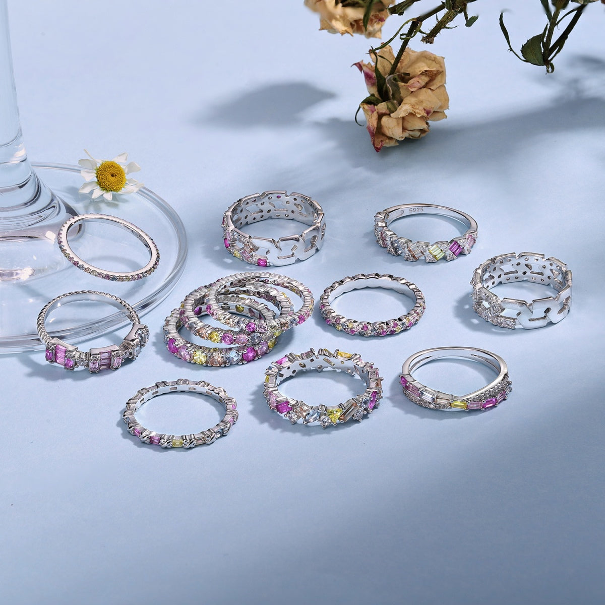 [Luxe Jewelry]Ornate Colorful Round Cut Tennis Ring