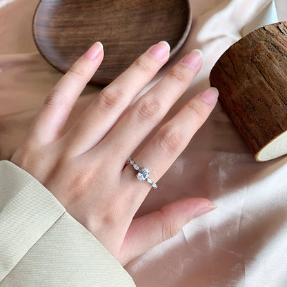[Luxe Jewelry]0.75 Carat Luxurious Vibrant Elongated Cushion Cut Daily Ring