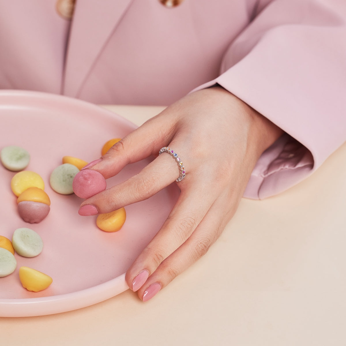 [Luxe Jewelry]Unique Scintillating Round Cut Daily Ring