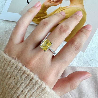 [Luxe Jewelry]4.0 Carat Luxurious Engagement Ring