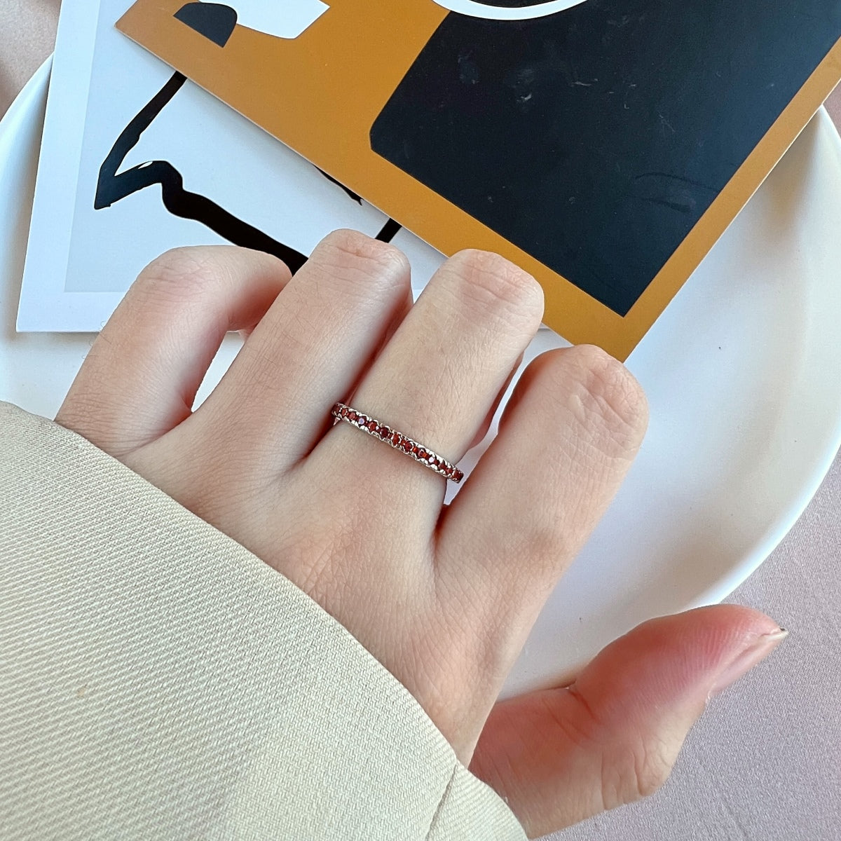 [Luxe Jewelry]Delicate Sparkling Round Cut Daily Ring
