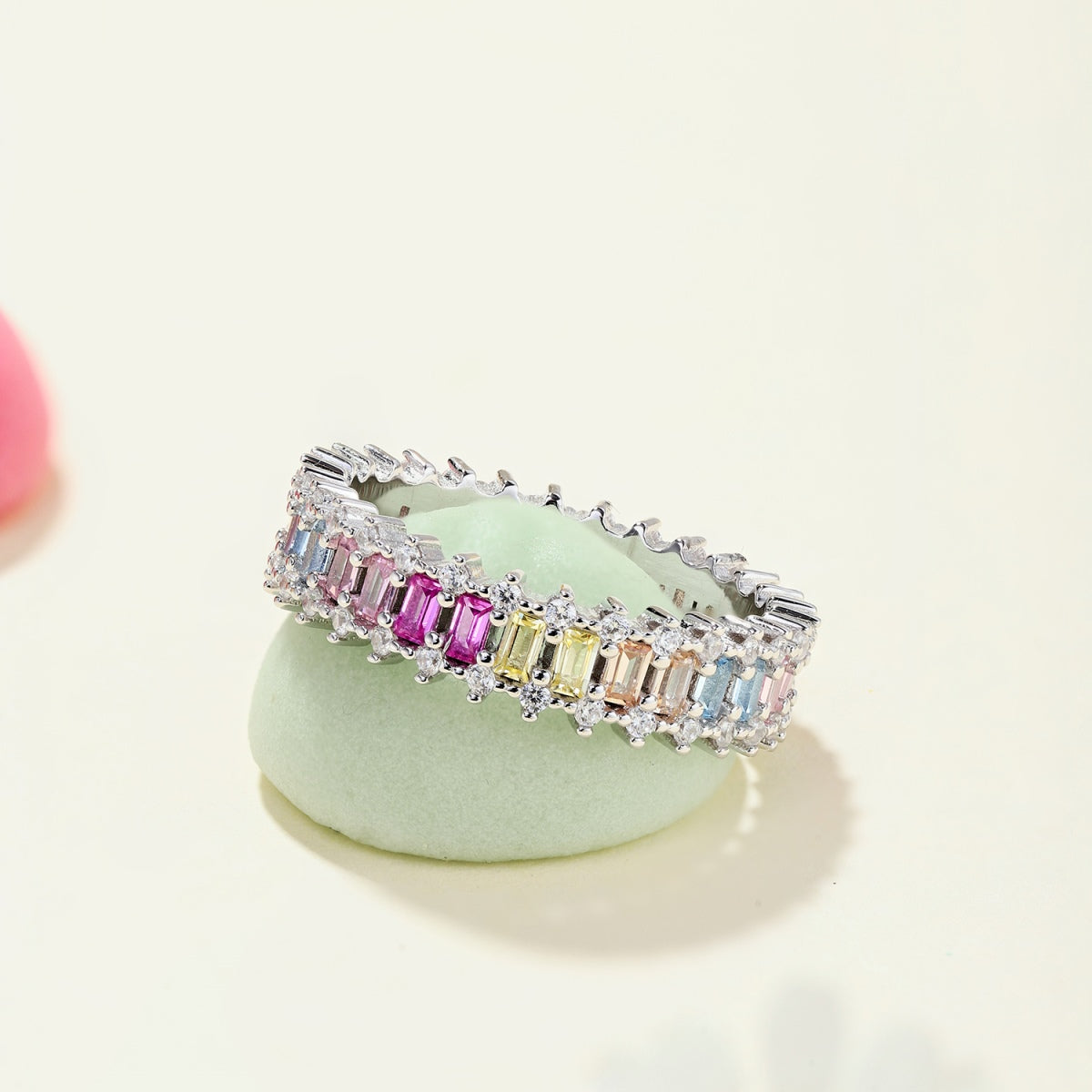 [Luxe Jewelry]Splashy Ornate Emerald Cut Cocktail Ring