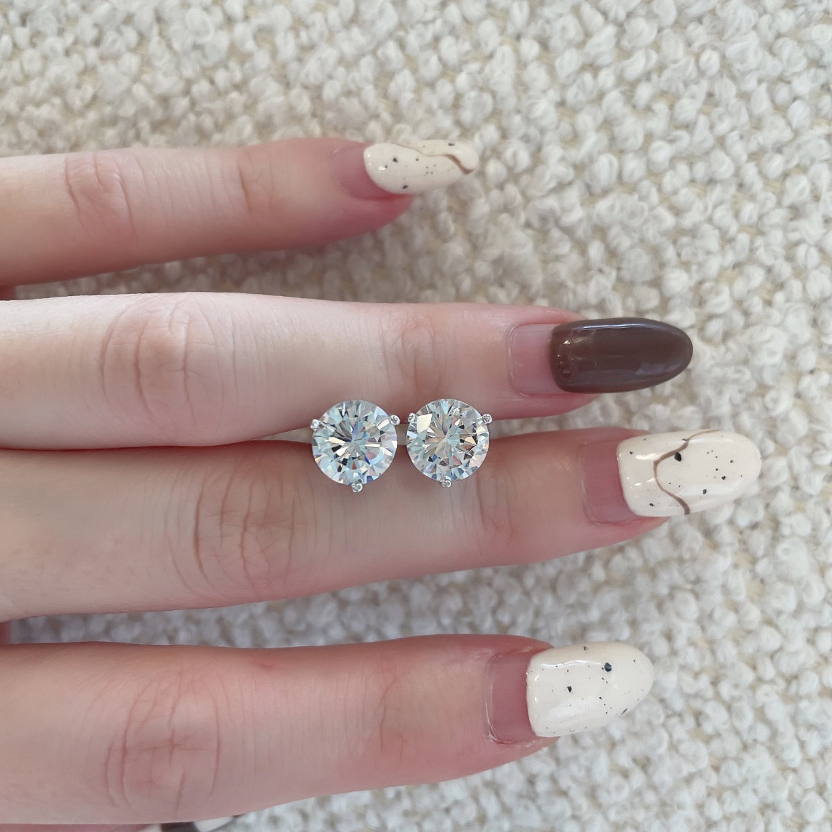 [Luxe Jewelry]Dainty Round Shape Earrings