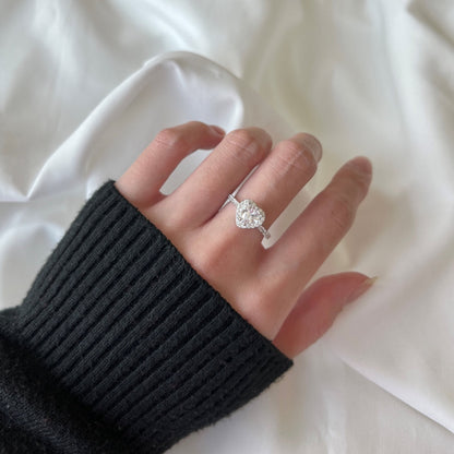[Luxe Jewelry]Eternity Splashy Romantic Heart Shape Lover Ring
