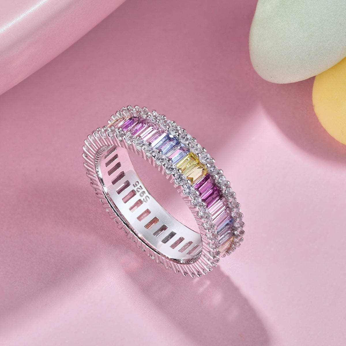 [Luxe Jewelry]Dainty Kaleidoscopic Emerald Cut Daily Ring