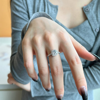 [Luxe Jewelry]Dazzling Resplendent Round Cut Wedding Ring