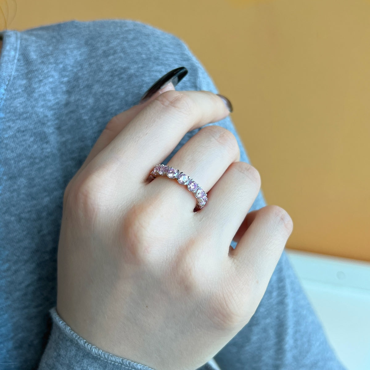 [Luxe Jewelry]Eternity Round Cut Tennis Ring