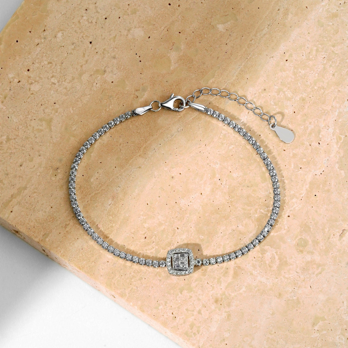 [Luxe Jewelry]Luxurious Dazzling Square Shape Banquet Bracelet