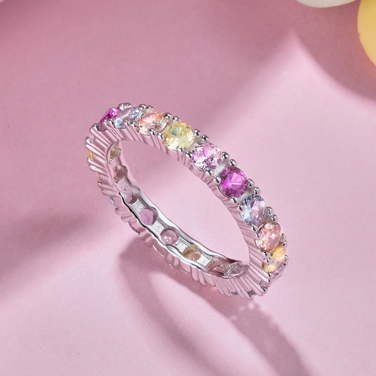 [Luxe Jewelry]Dazzling Lustrous Round Cut Tennis Ring