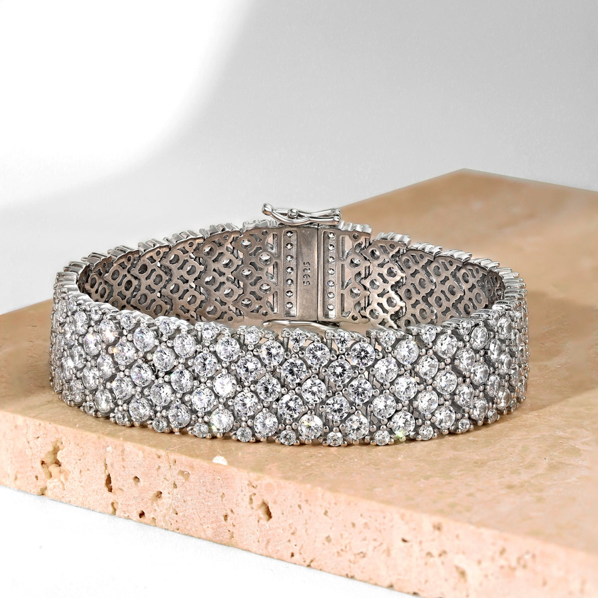 [Luxe Jewelry]Ornate Elegant Round Cut Party Bracelet
