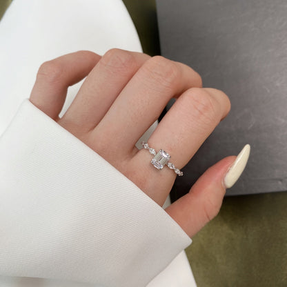 [Luxe Jewelry]1.0 Carat Dainty Resplendent Radiant Cut Daily Ring