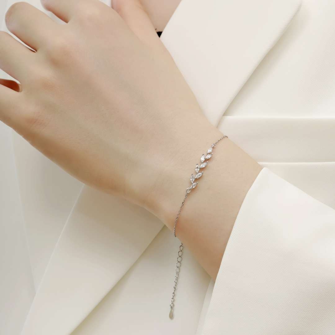 [Luxe Jewelry]Elegant Wheat Leaves Shape Bracelet
