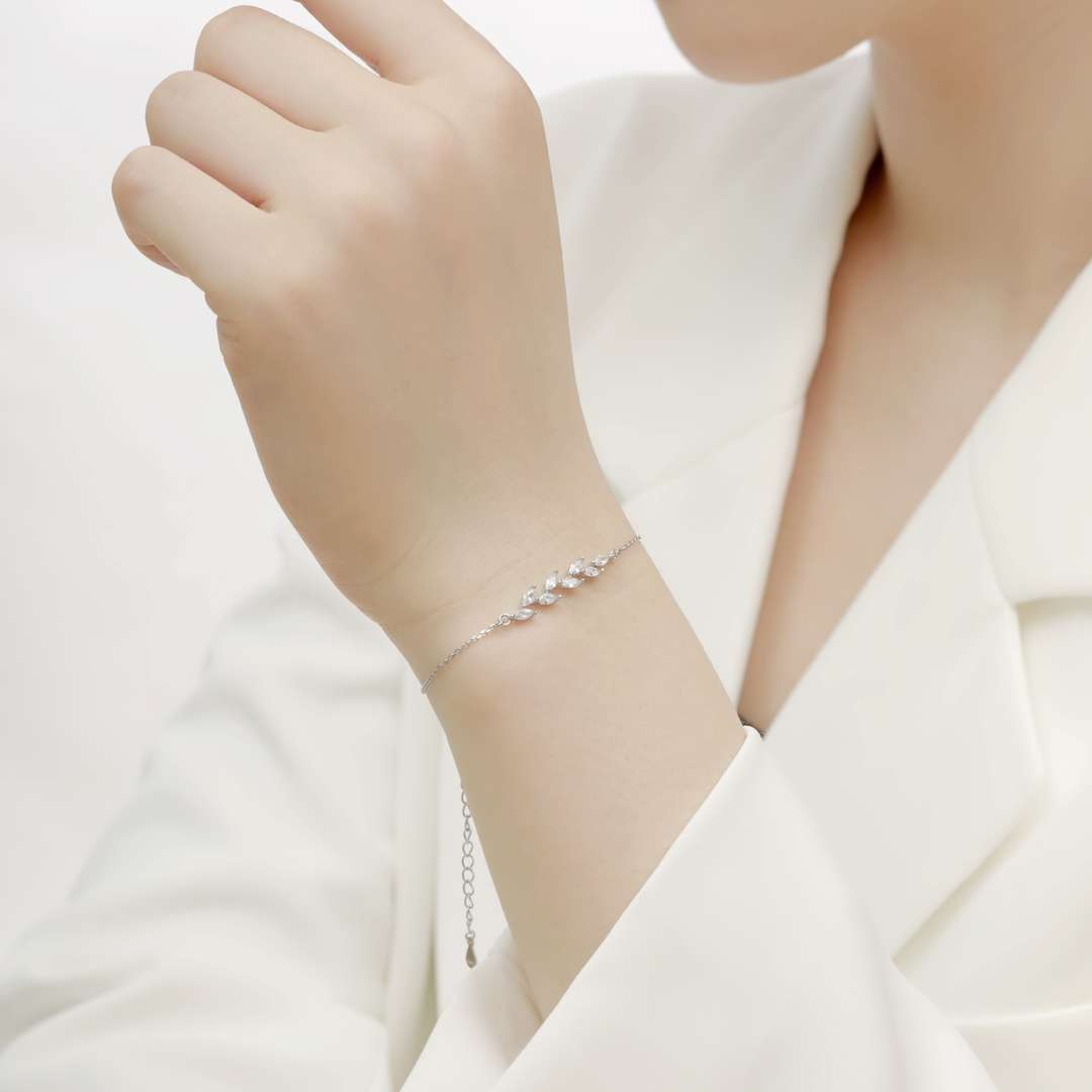 [Luxe Jewelry]Elegant Wheat Leaves Shape Bracelet