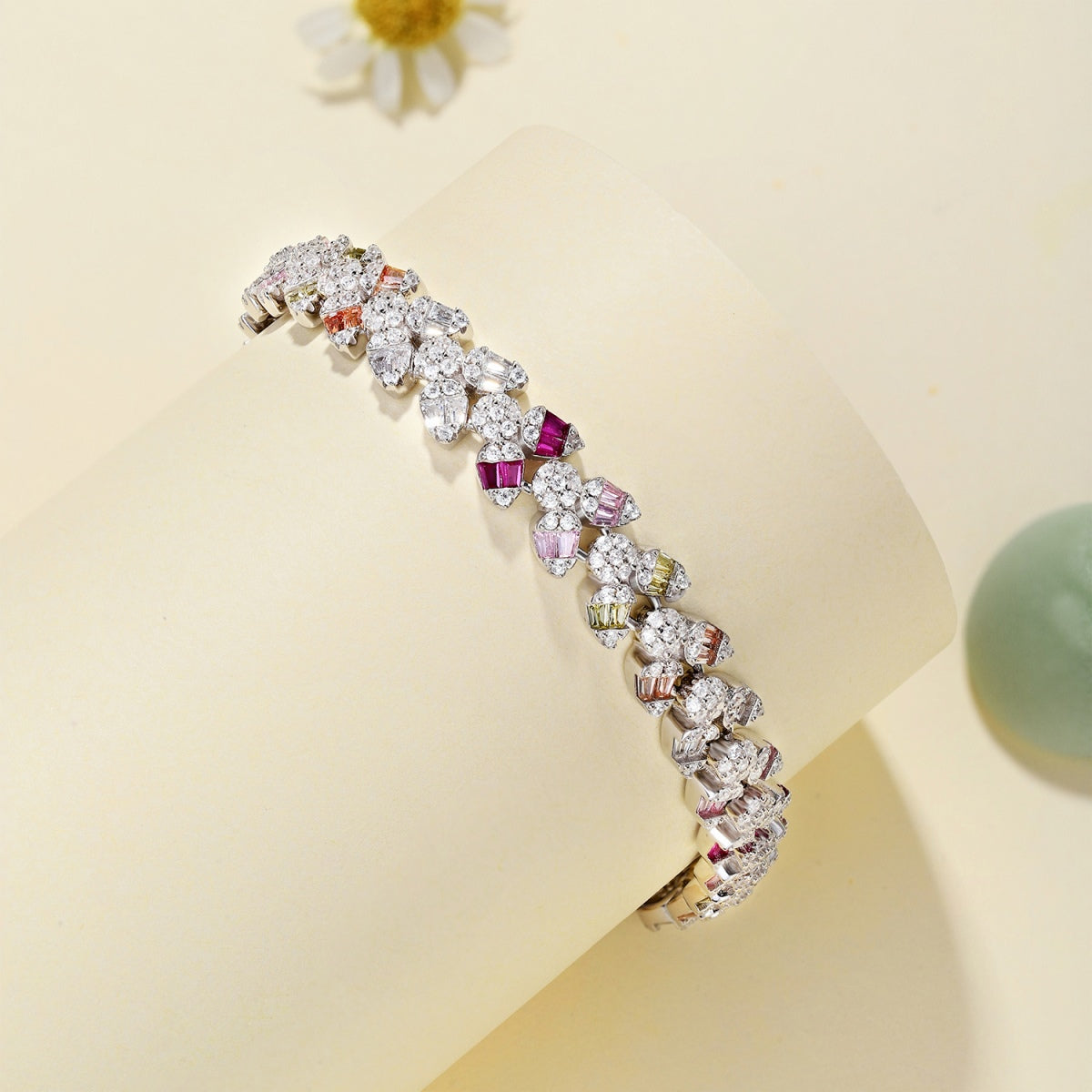 [Luxe Jewelry]Dainty Exquisite Flower Shape Daily Bracelet