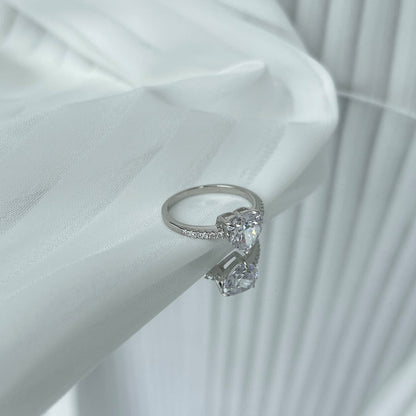 [Luxe Jewelry]2.0 Carat Dazzling Lustrous Heart Cut Lover Ring