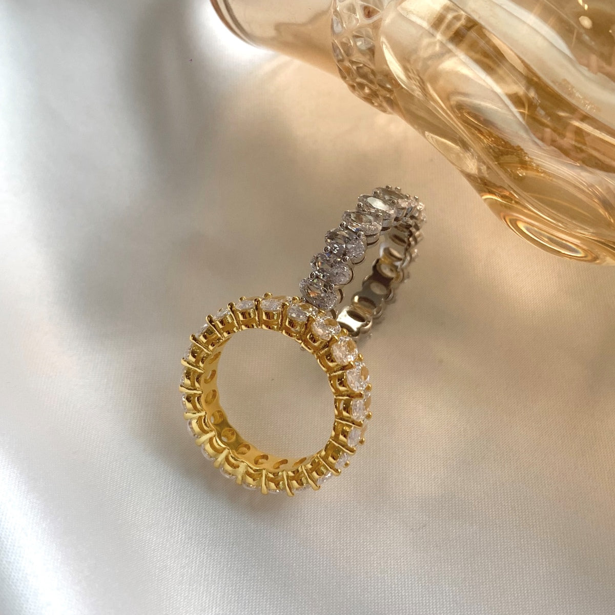 [Luxe Jewelry]Ornate Oval Cut Tennis Ring