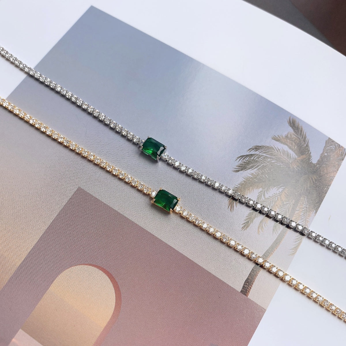 [Luxe Jewelry]1.0 Carat Unique Emerald Cut Banquet Bracelet