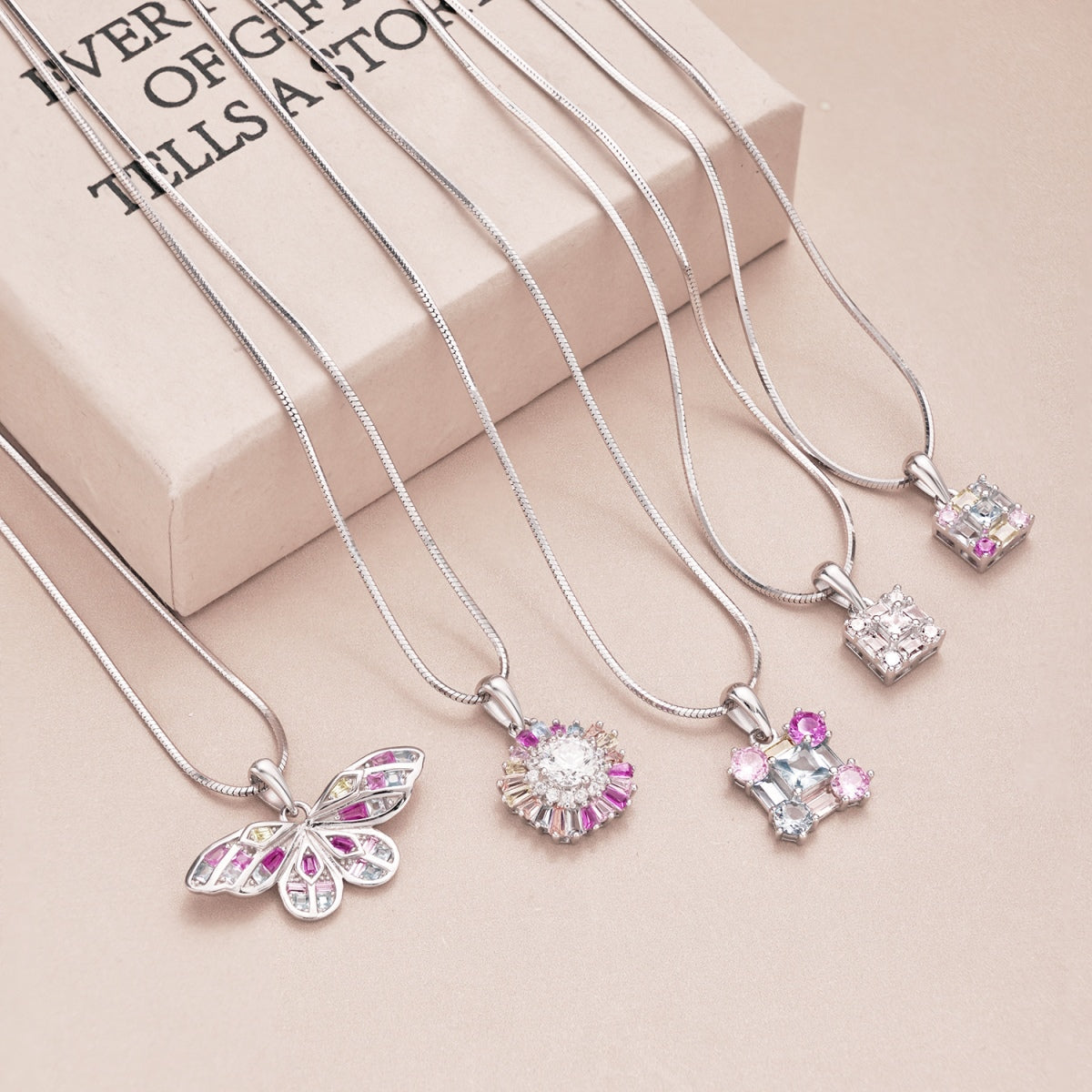 [Luxe Jewelry]Gorgeous Multi Colorful Necklace