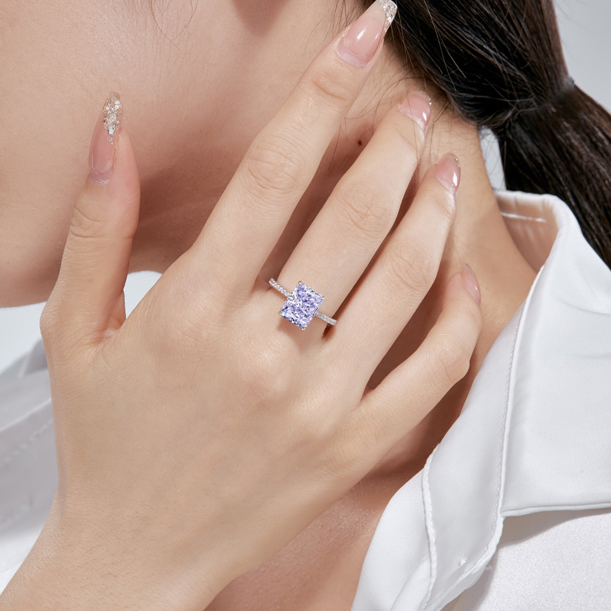 [Luxe Jewelry]4.0 Carat Luxurious Engagement Ring