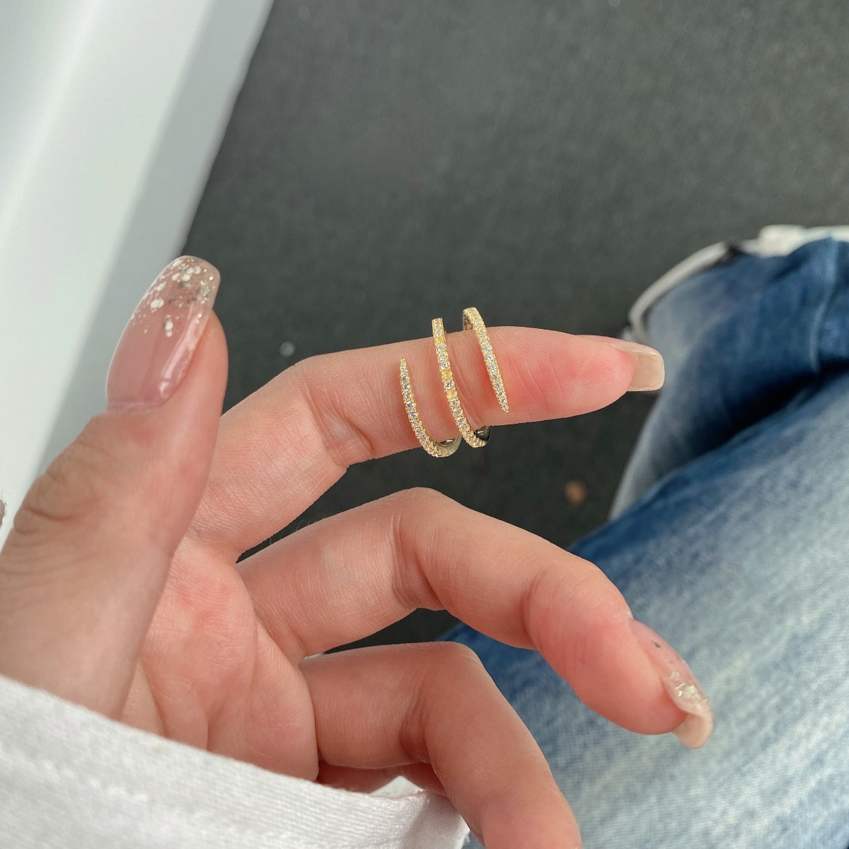 [Luxe Jewelry]Unique Vibrant Entangle Daily Ring
