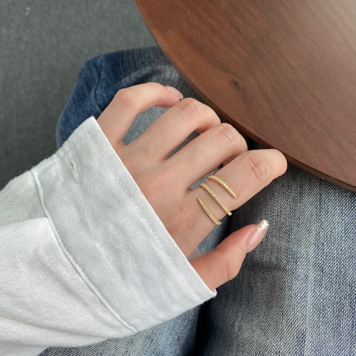 [Luxe Jewelry]Unique Vibrant Entangle Daily Ring