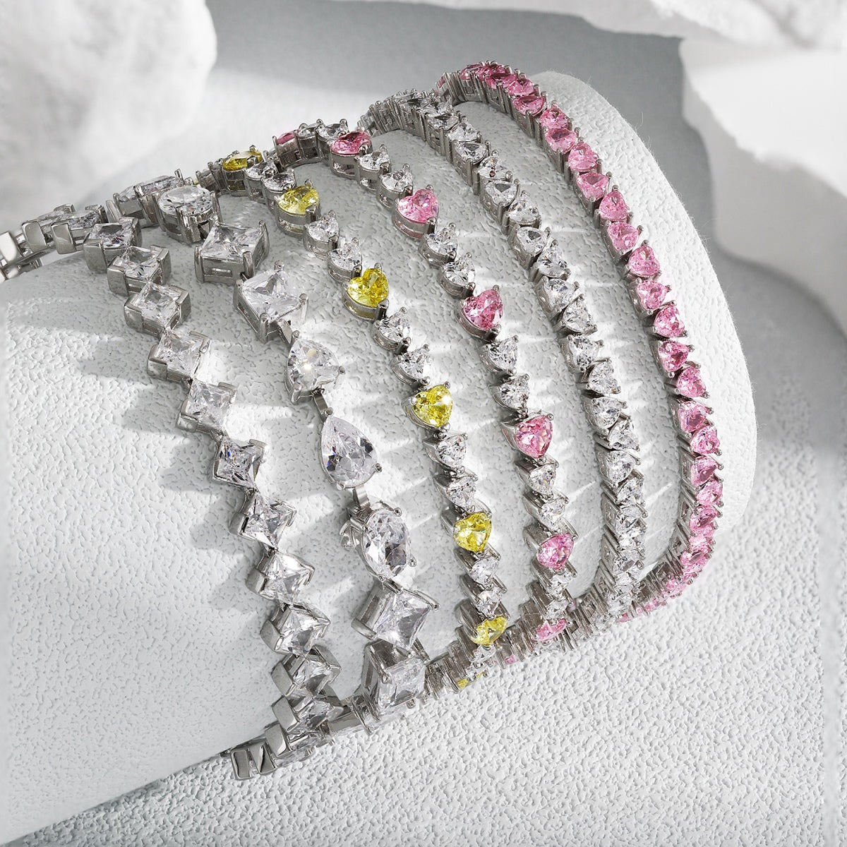 [Luxe Jewelry]Unique Exquisite Multi Cut Daily Bracelet