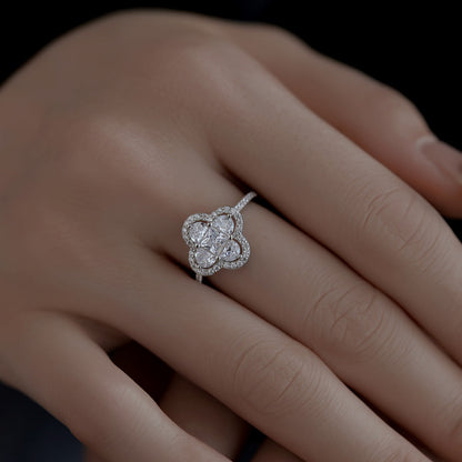 [Luxe Jewelry]Luxurious Eternity Flower Shape Banquet Ring