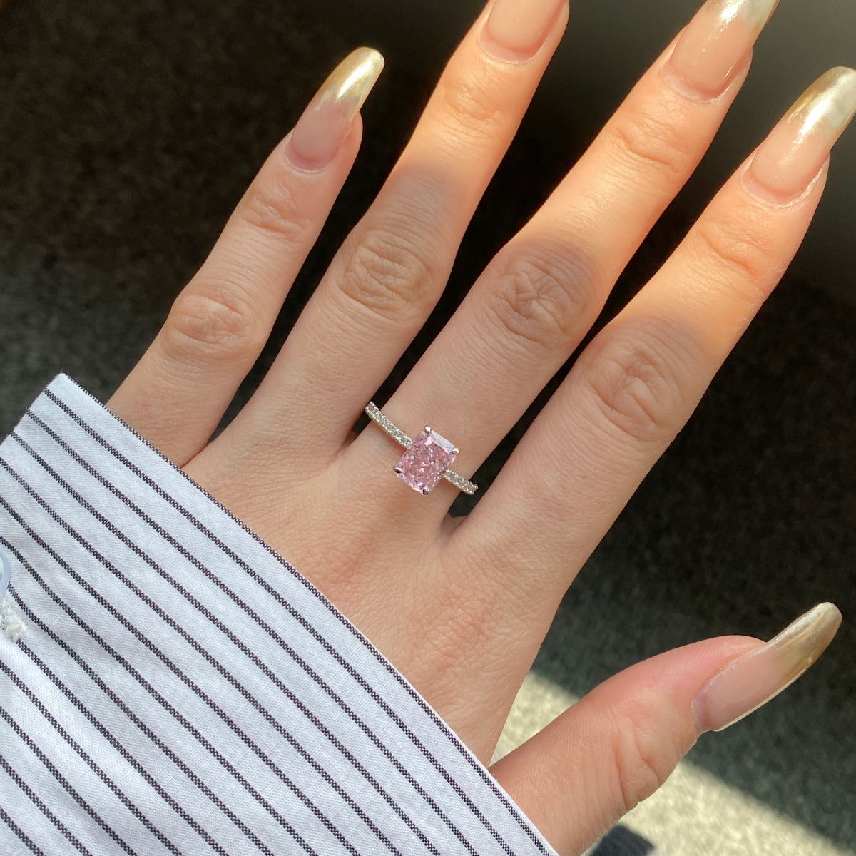 [Luxe Jewelry]2.0 Carat Dazzling Sparkling Radiant Cut Party Ring