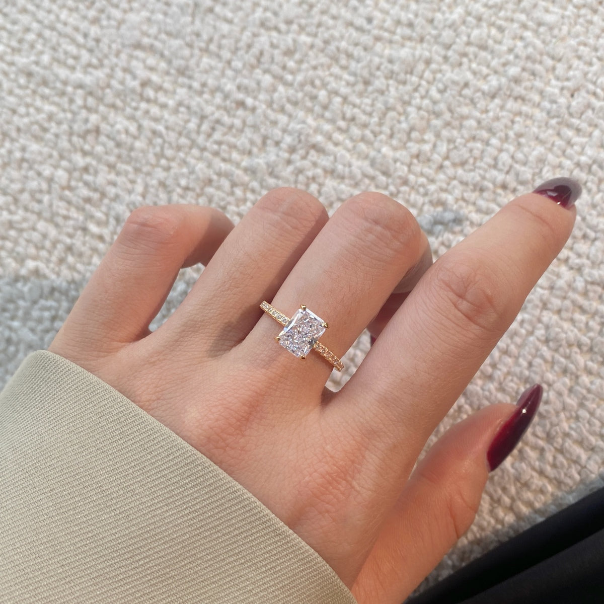 [Luxe Jewelry]2.0 Carat Dazzling Sparkling Radiant Cut Party Ring