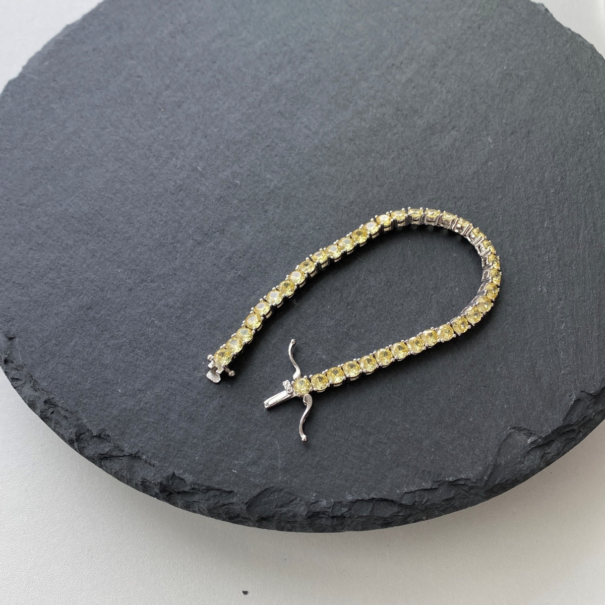 [Luxe Jewelry]Ornate Dazzling Round Cut Tennis Bracelet