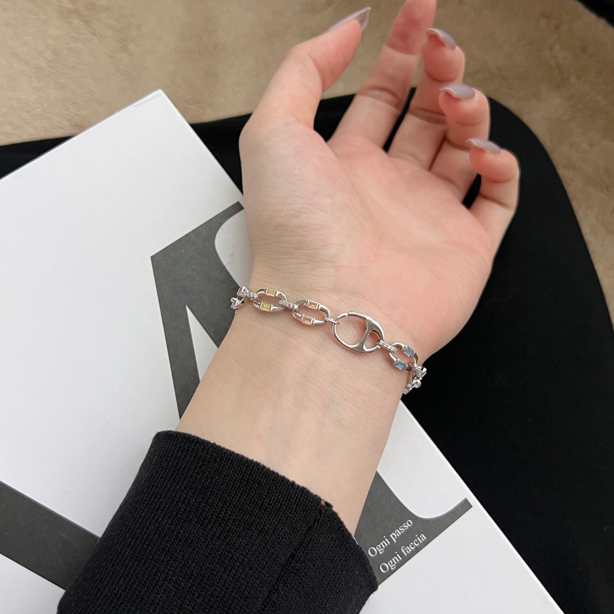 [Luxe Jewelry]Dazzling Colorful Daily Bracelet