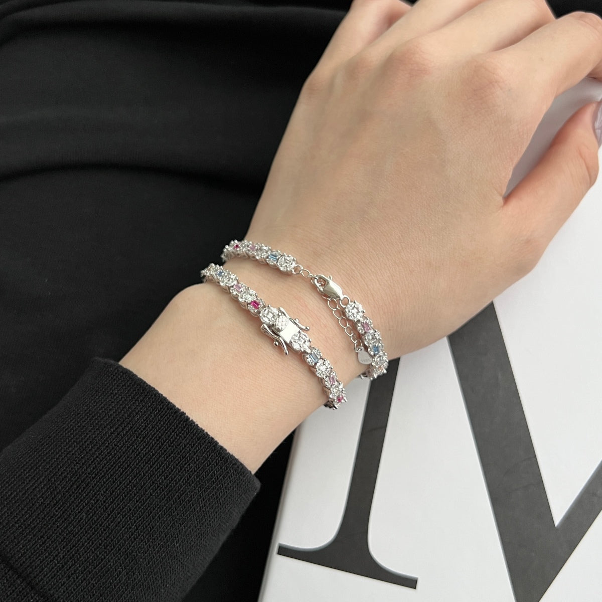 [Luxe Jewelry]Dazzling Radiant Multi Cut Daily Bracelet