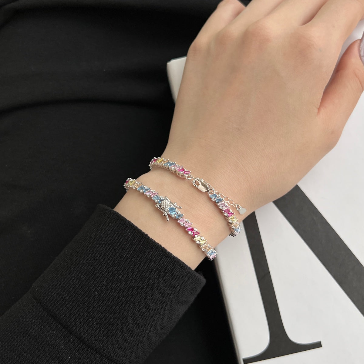 [Luxe Jewelry]Ornate Sparkling Multi Cut Party Bracelet