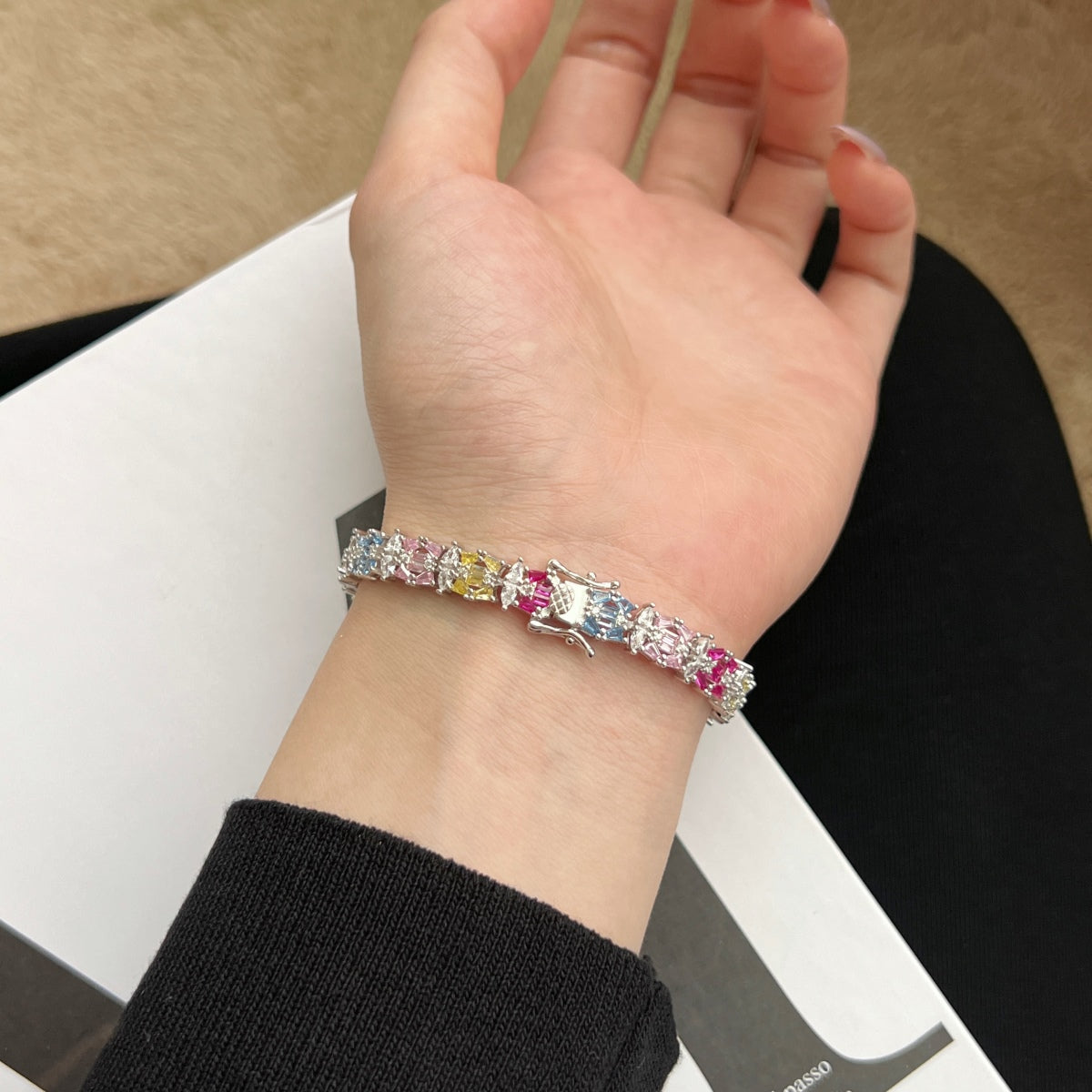 [Luxe Jewelry]Delicate Colorful Multi Cut Party Bracelet