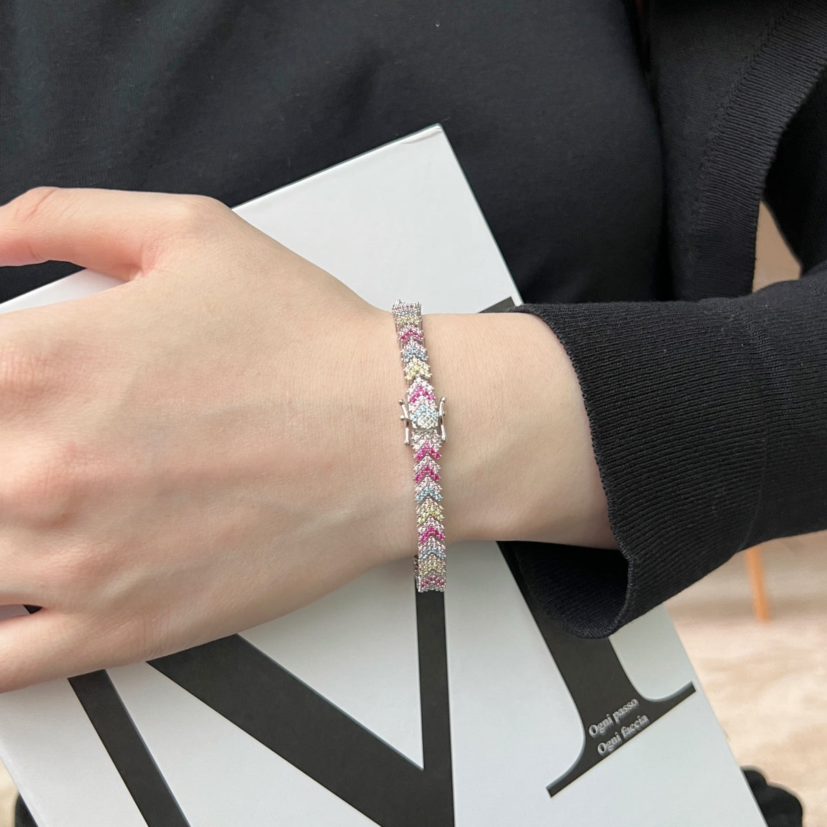 [Luxe Jewelry]Ornate Sparkling Round Cut Party Bracelet