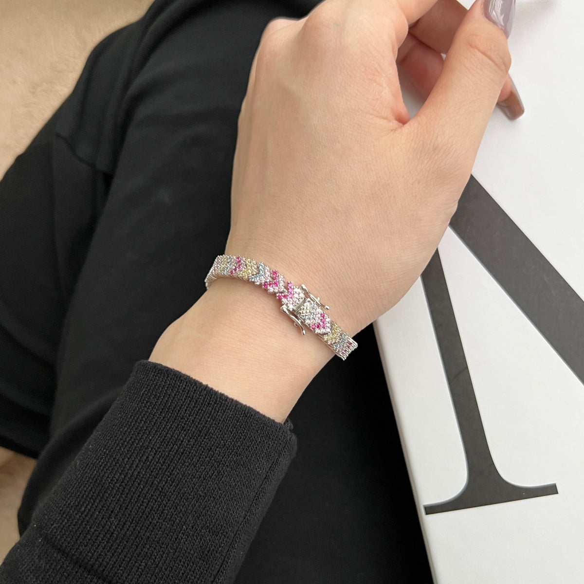 [Luxe Jewelry]Ornate Sparkling Round Cut Party Bracelet