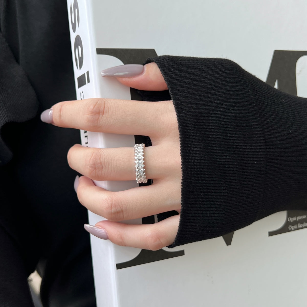 [Luxe Jewelry]Splashy Ornate Emerald Cut Cocktail Ring
