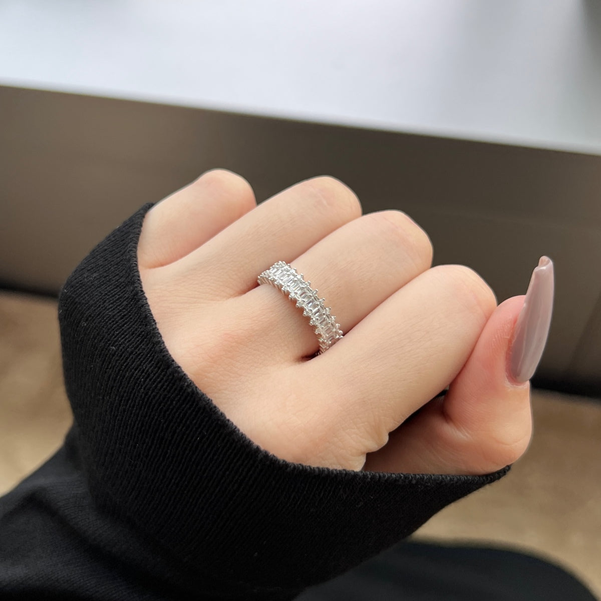 [Luxe Jewelry]Splashy Ornate Emerald Cut Cocktail Ring