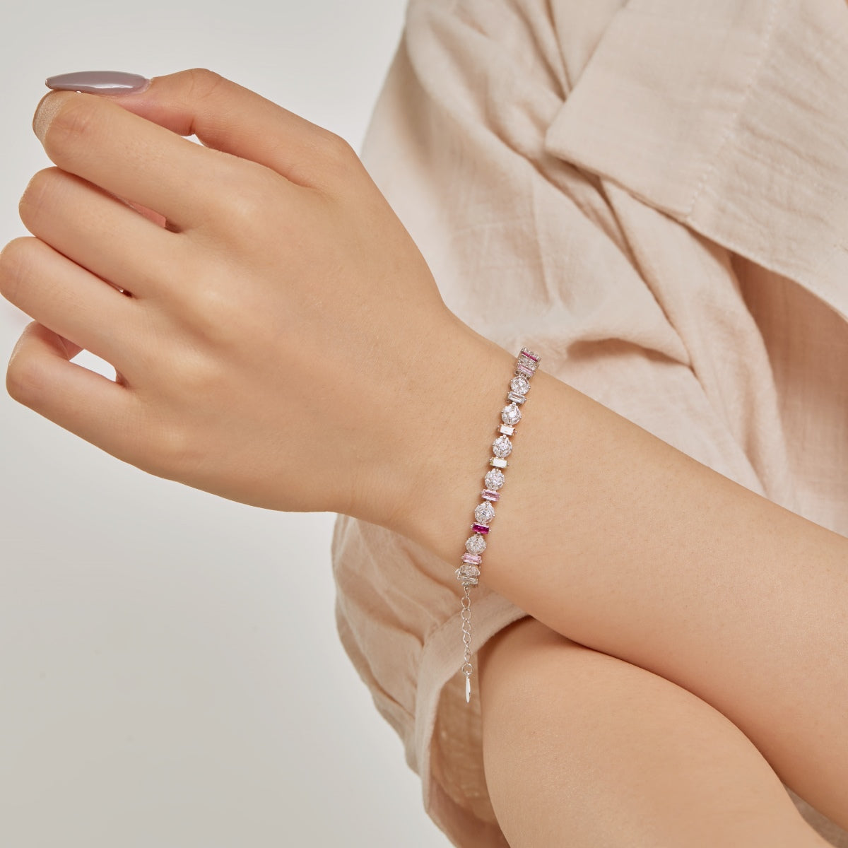 [Luxe Jewelry]Radiant Colorful Round Shape Daily Bracelet