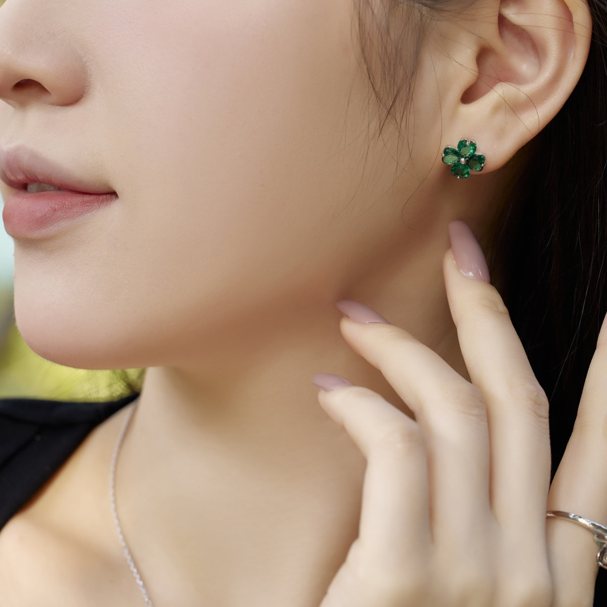 [Luxe Jewelry]Four-Leaf Clover Ball Earrings