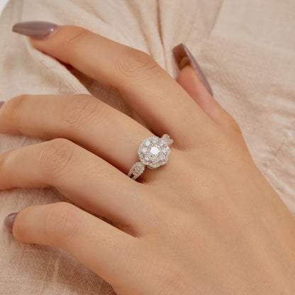 [Luxe Jewelry]Delicate Colorful Round Cut Flower Shape Wedding Ring