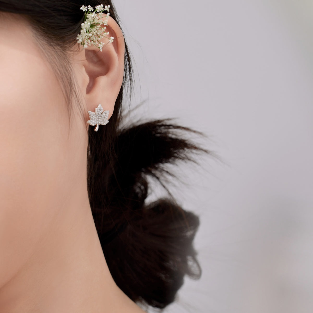[Luxe Jewelry]Exquisite Maple Leaf Design Earrings