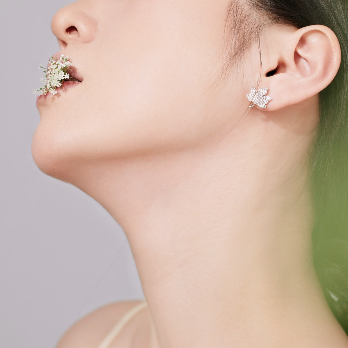 [Luxe Jewelry]Exquisite Maple Leaf Design Earrings