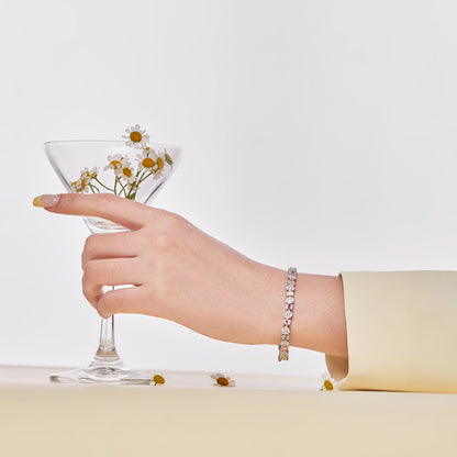 [Luxe Jewelry]Dazzling Radiant Multi Cut Daily Bracelet
